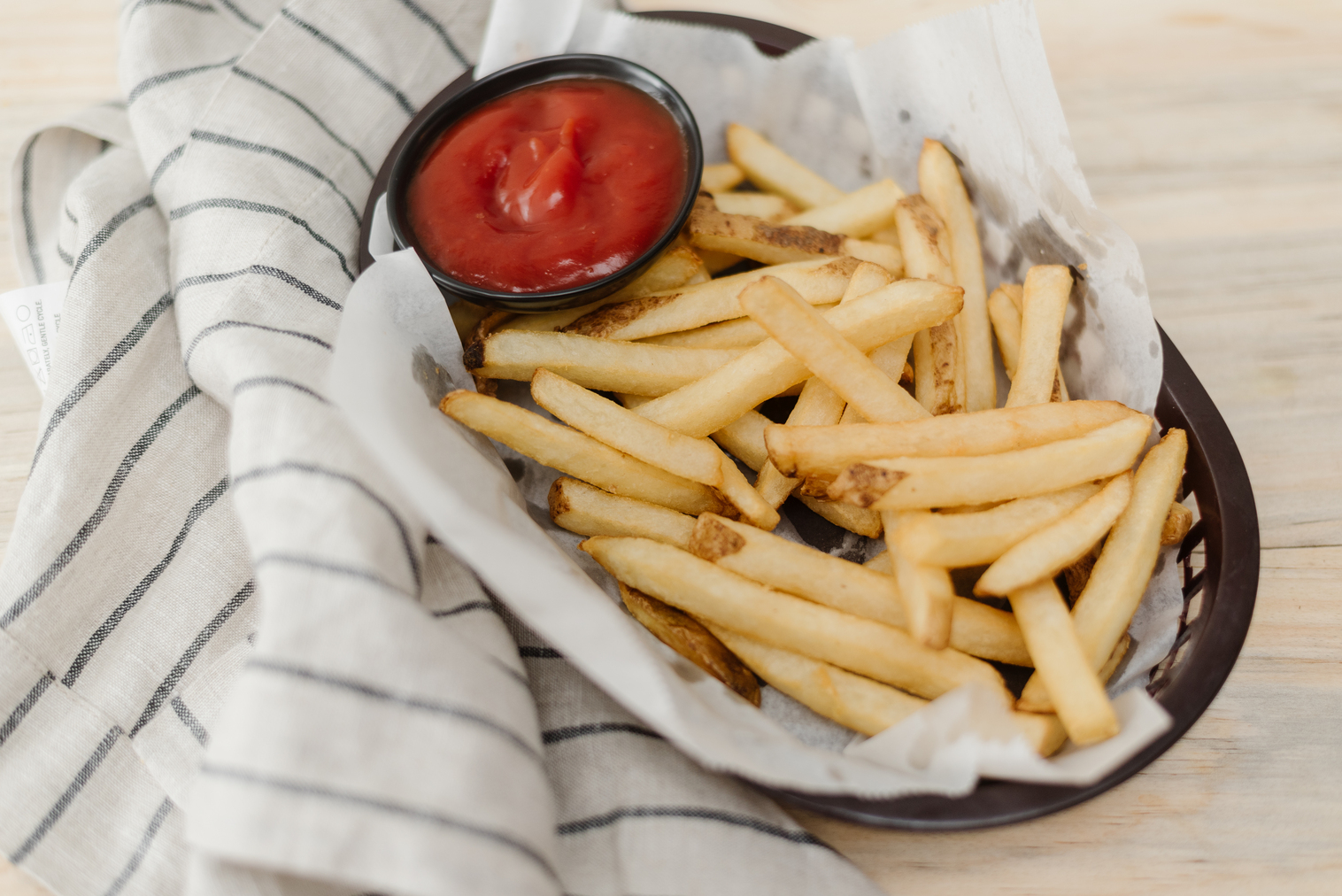 Order French Fries food online from Su Casa Mexican Restaurant store, Midvale on bringmethat.com