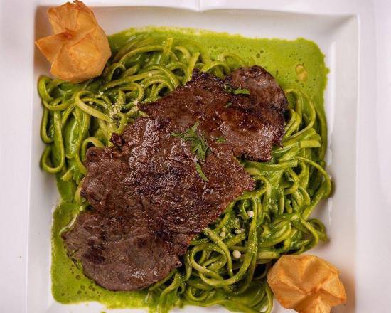 Order Tallarin Verde Con Bistec food online from D'carbon Restaurant store, Woodland Park on bringmethat.com