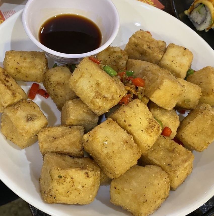 Order 19. Salt Pepper with Fried Tofu food online from Chef Kenny's Asian Vegan store, Las Vegas on bringmethat.com