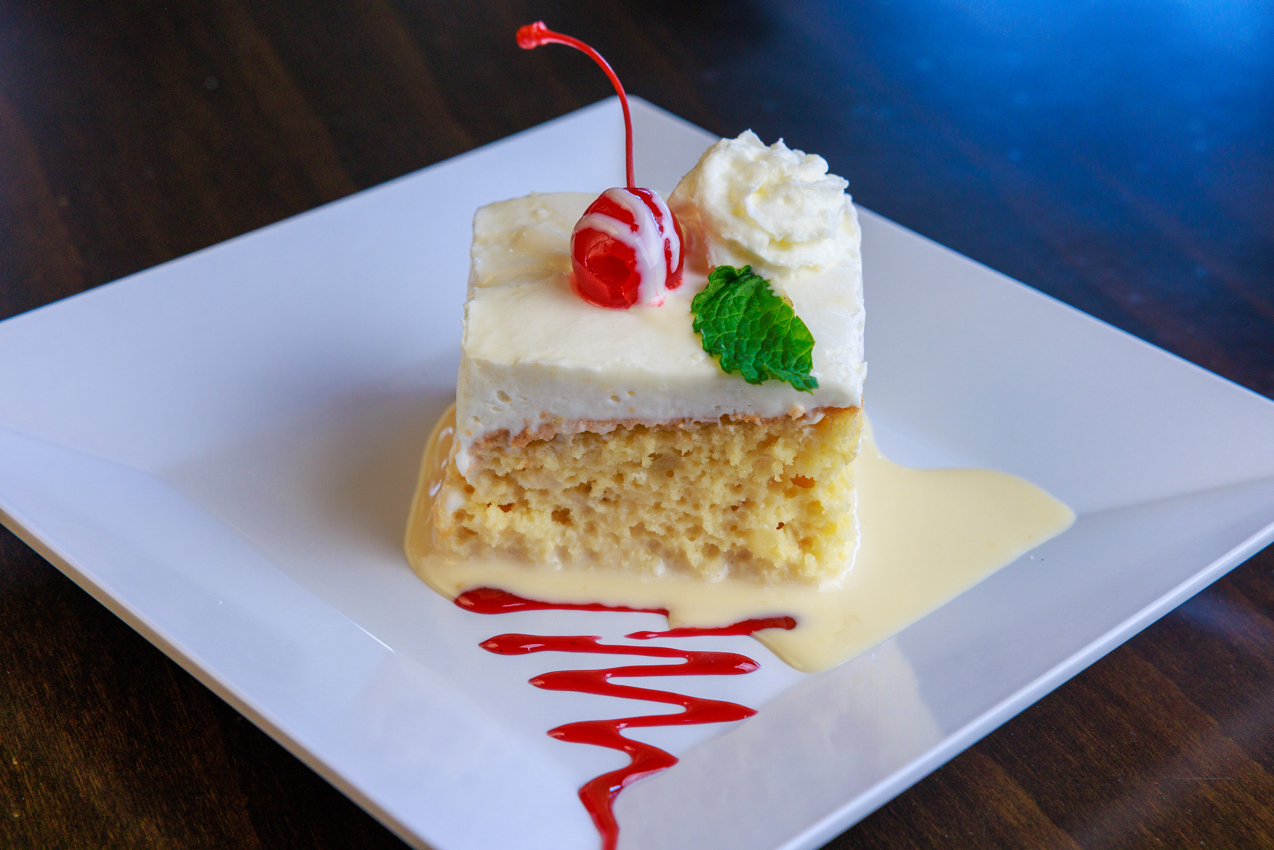 Order Tres Leches food online from El Patron Grill & Bar store, Flushing on bringmethat.com
