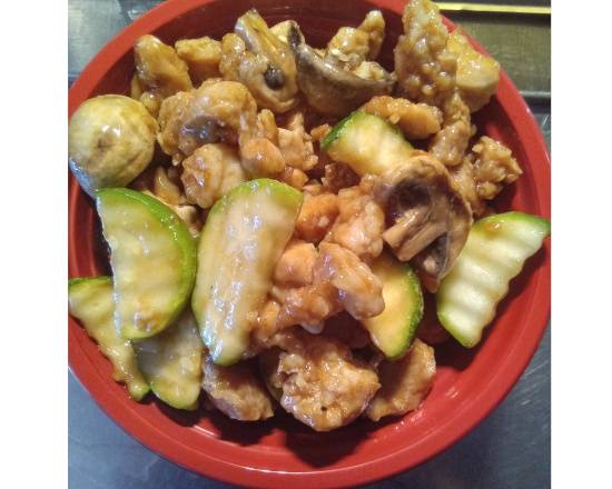 Order Mushroom Chicken food online from China Beauty Food Express store, Long Beach on bringmethat.com