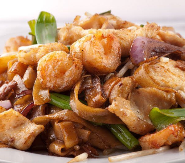 Order Chow Fun Noodles food online from China A Go Go (Losee) store, North Las Vegas on bringmethat.com