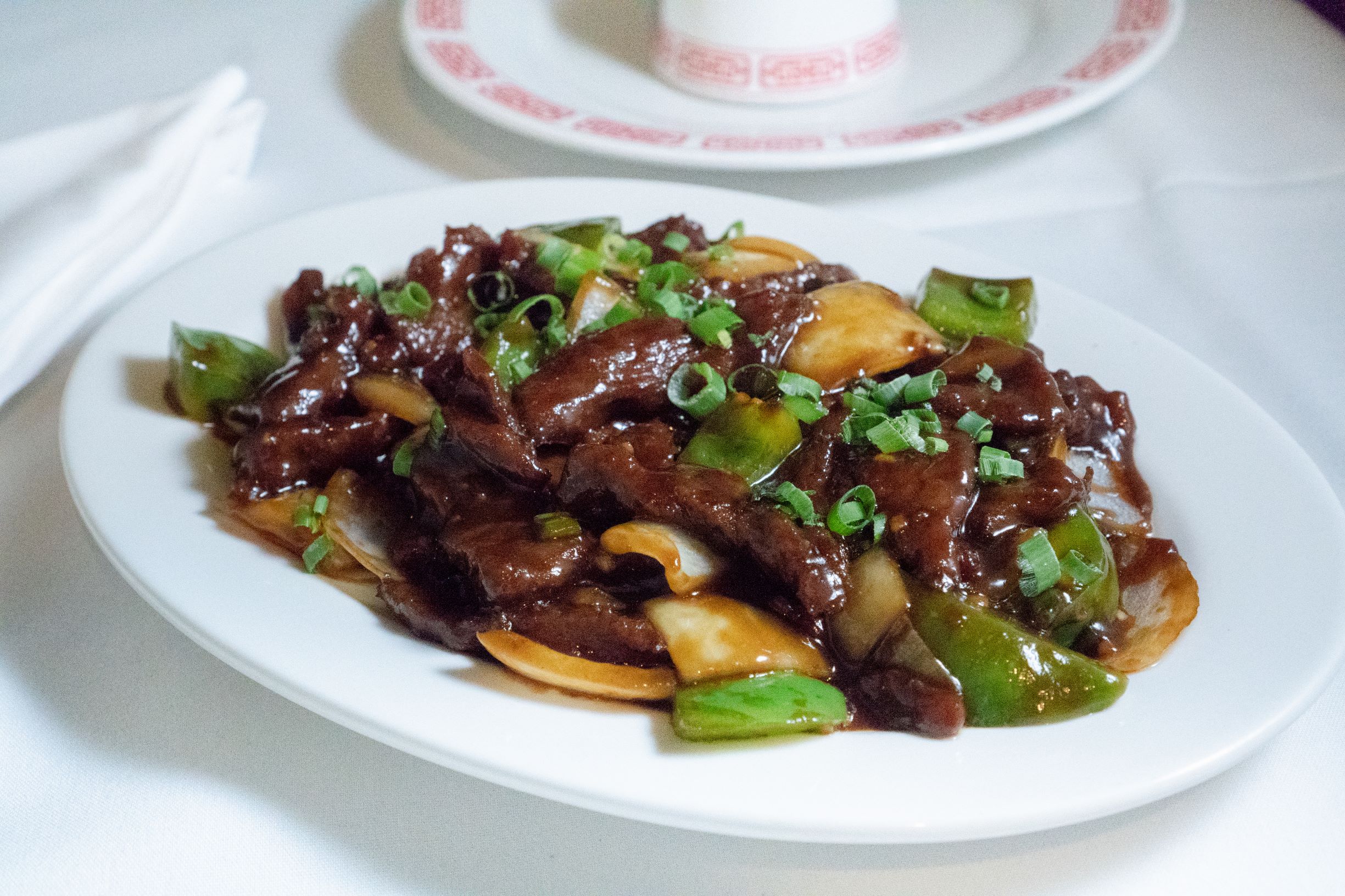 Order 41. Beef with Green Pepper food online from SzeChwan Inn Chinese Restaurant store, Canoga Park on bringmethat.com