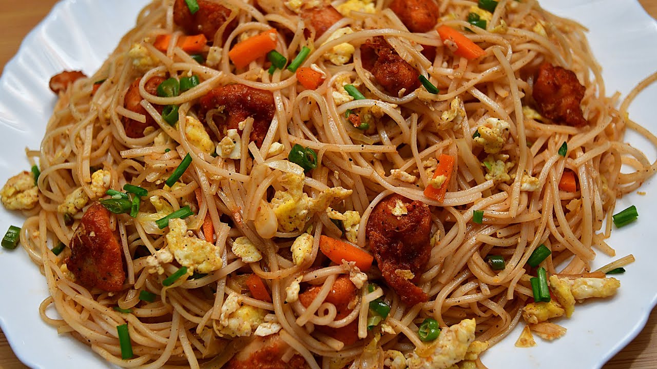 Order Chicken Noodles food online from Baisakhi Dhaba store, Tempe on bringmethat.com