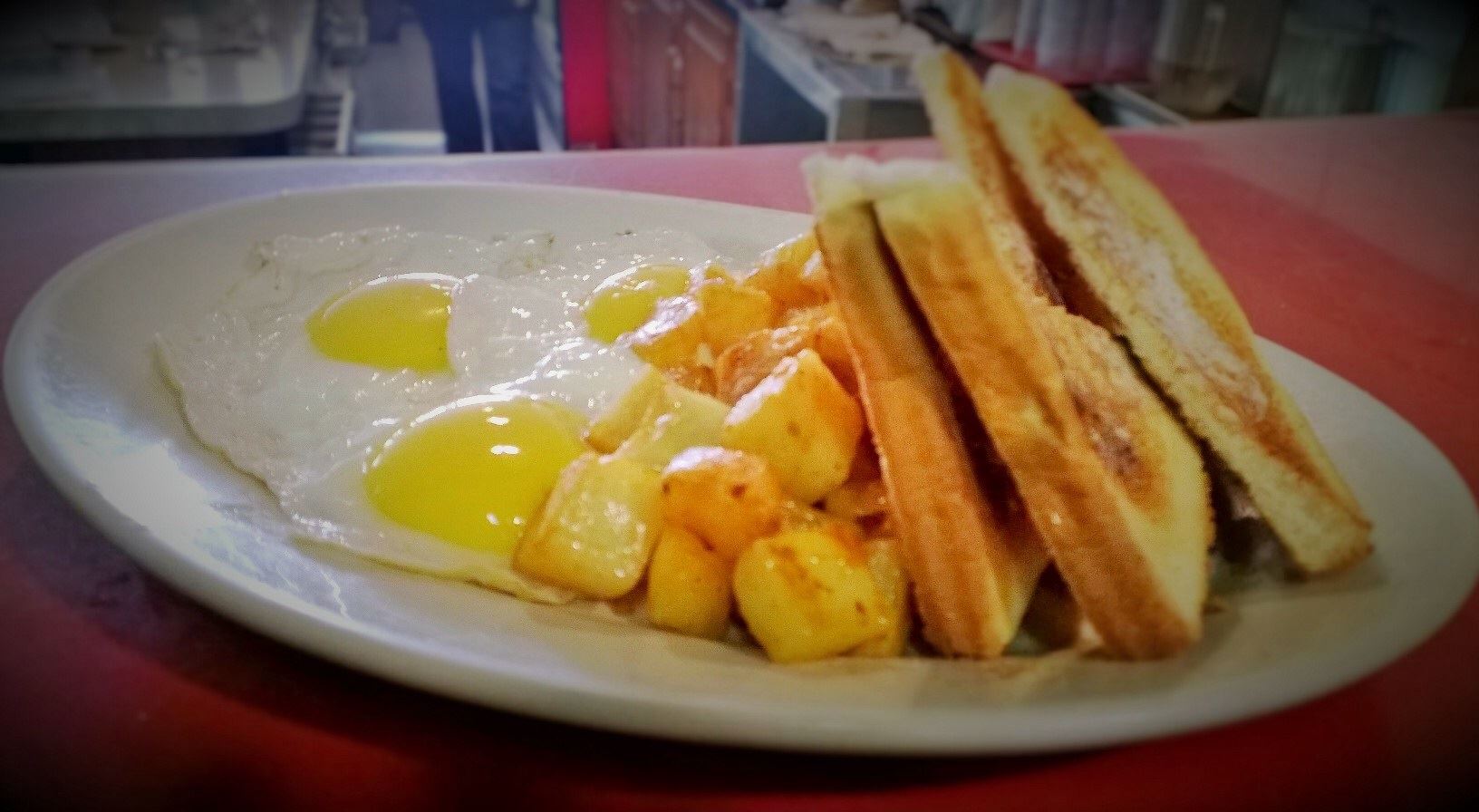 Order 3 Eggs with Home Fries and Toast food online from Sam Restaurant store, Quincy on bringmethat.com