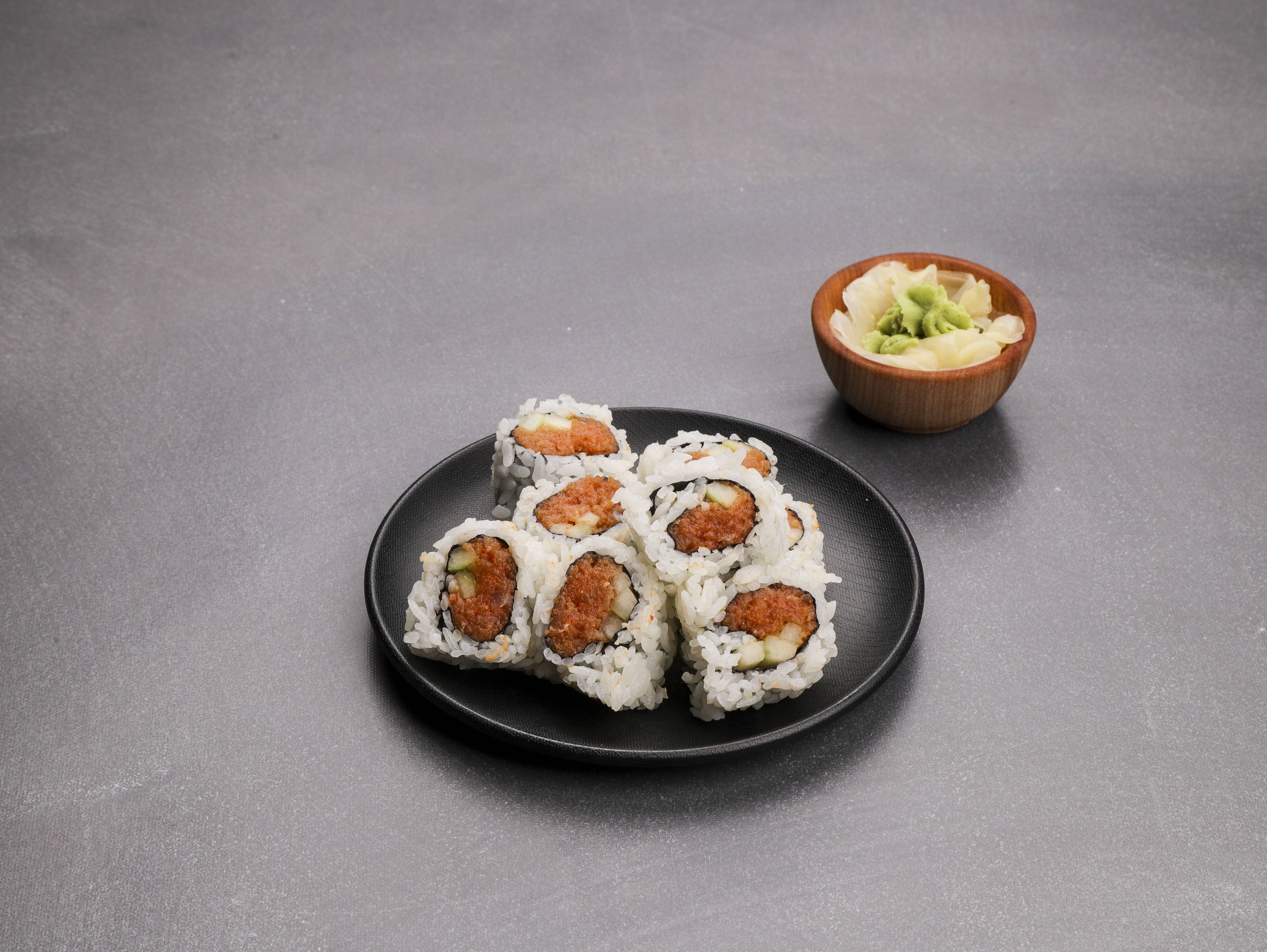Order Spicy Tuna Roll food online from Tokyo Sushi Bar store, Lawrence on bringmethat.com