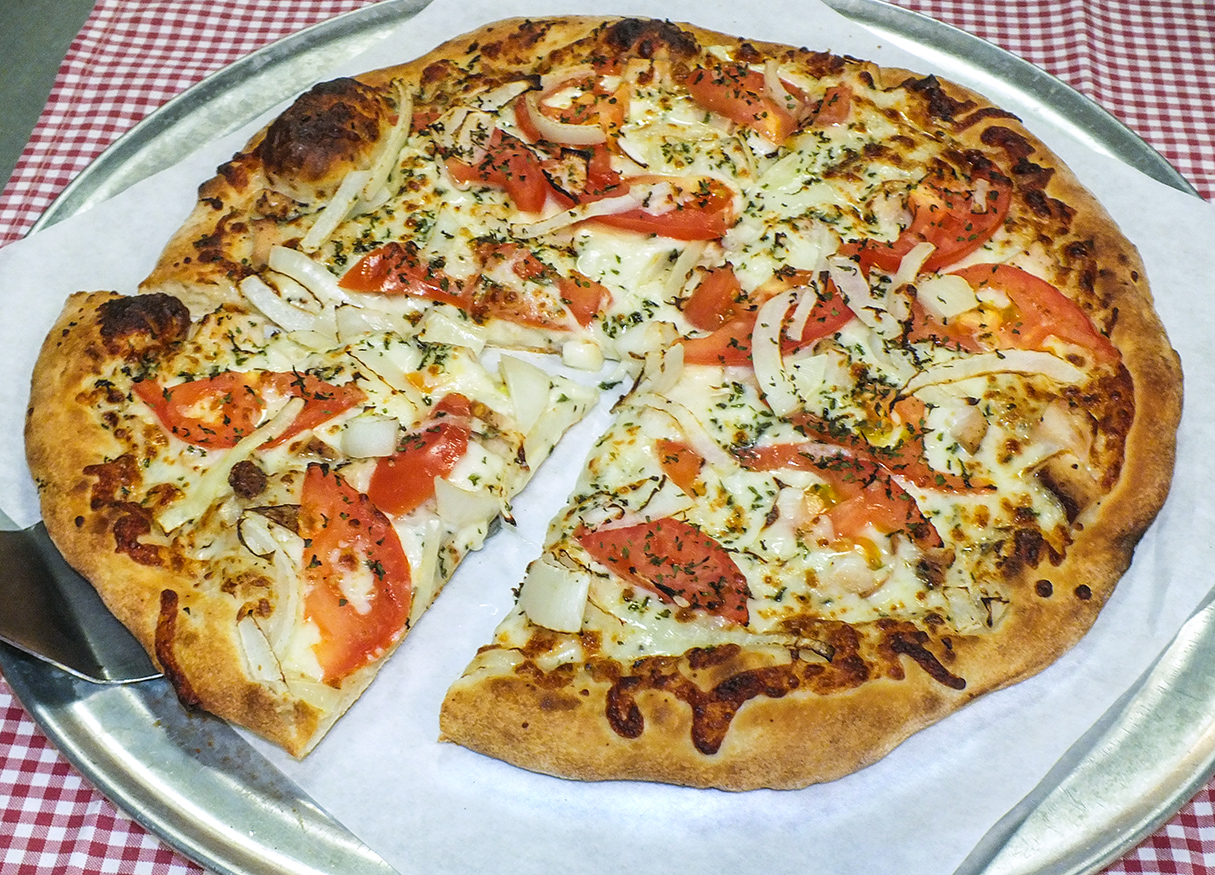 Order Garlic Chicken Pizza food online from Tony Pizza & Pasta store, Oak Park on bringmethat.com