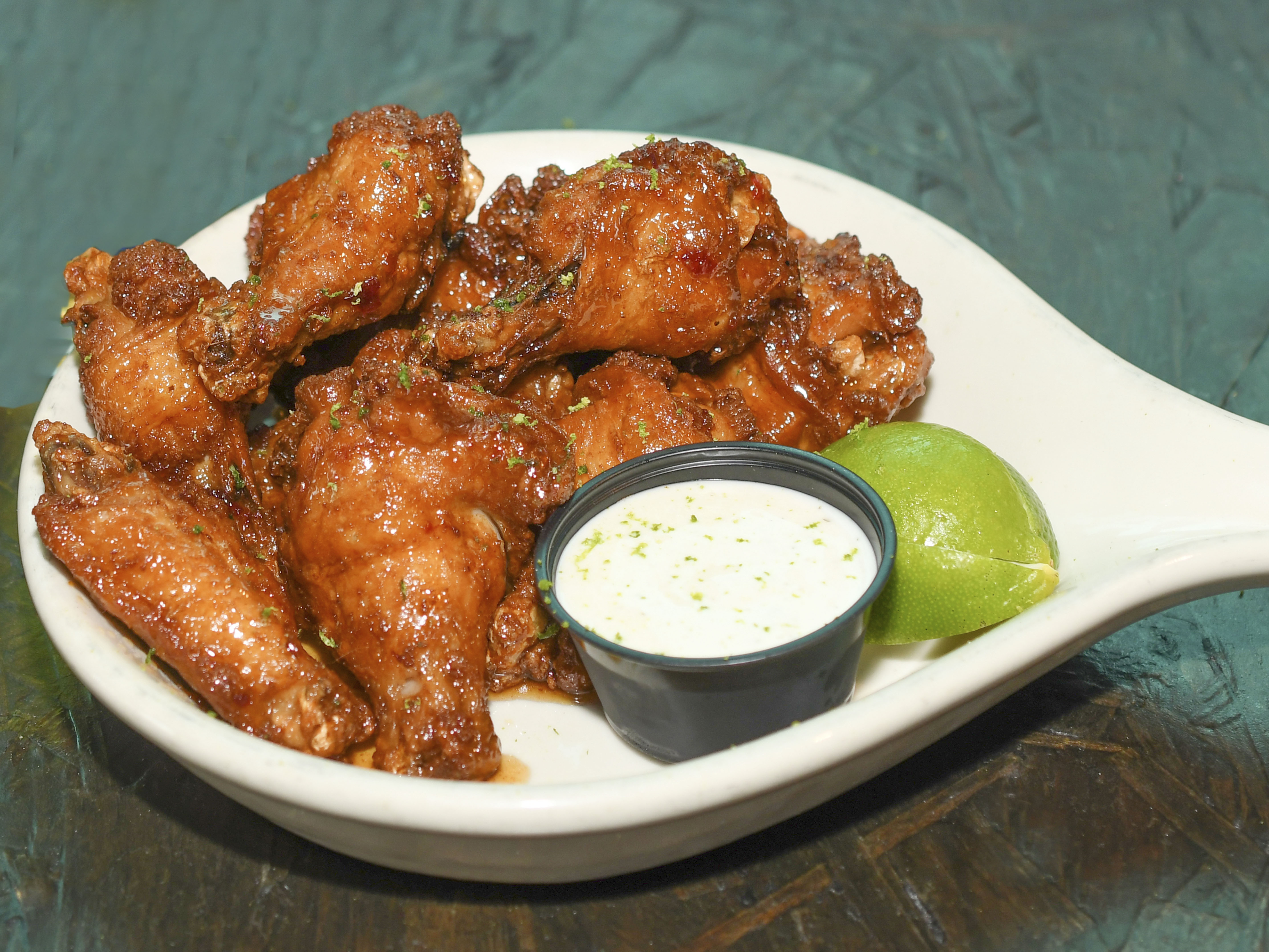 Order Union Wings food online from The union store, Roseville on bringmethat.com