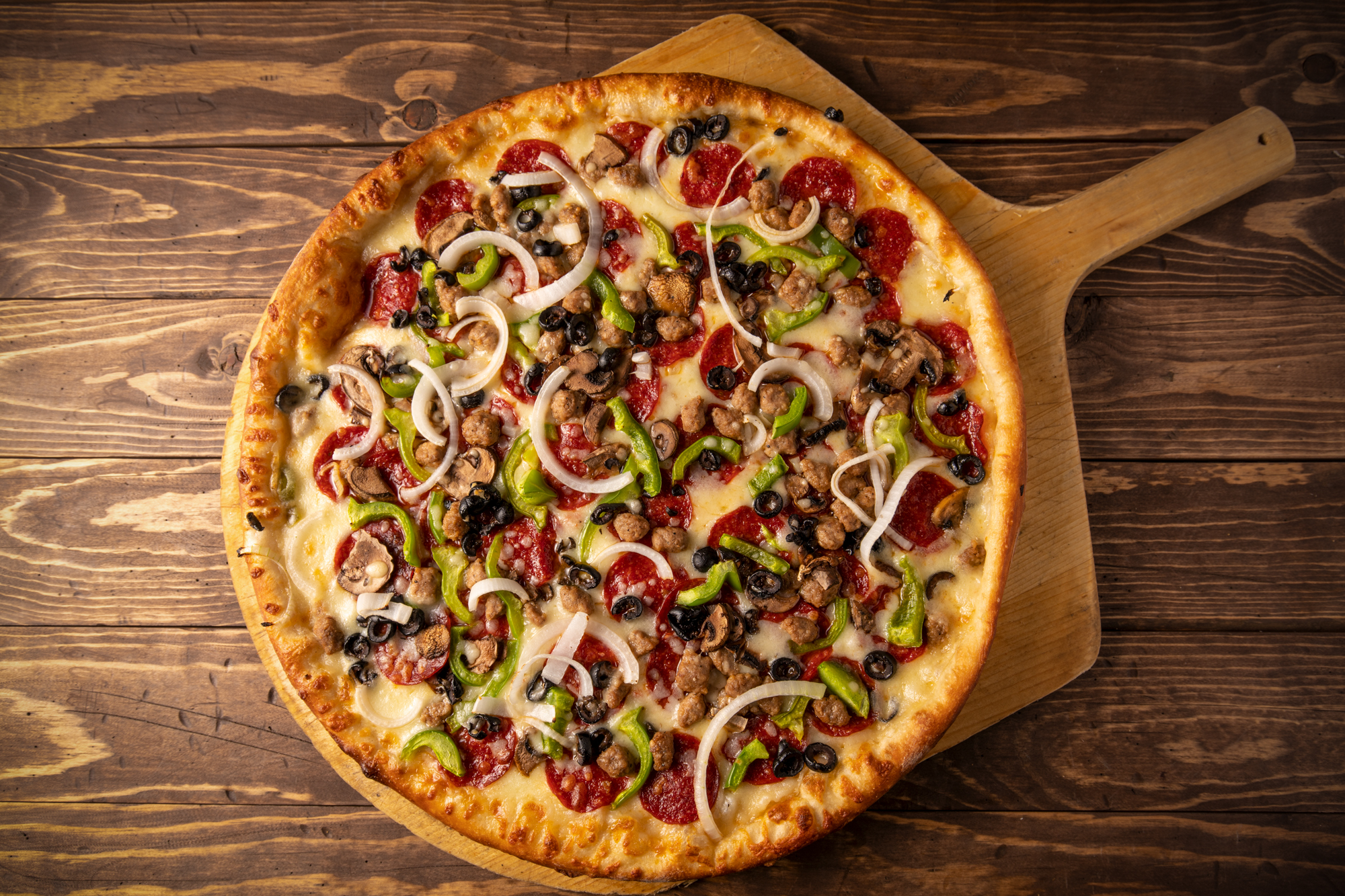 Order 4 Item Combo Pizza food online from Grand Pizza store, Las Vegas on bringmethat.com