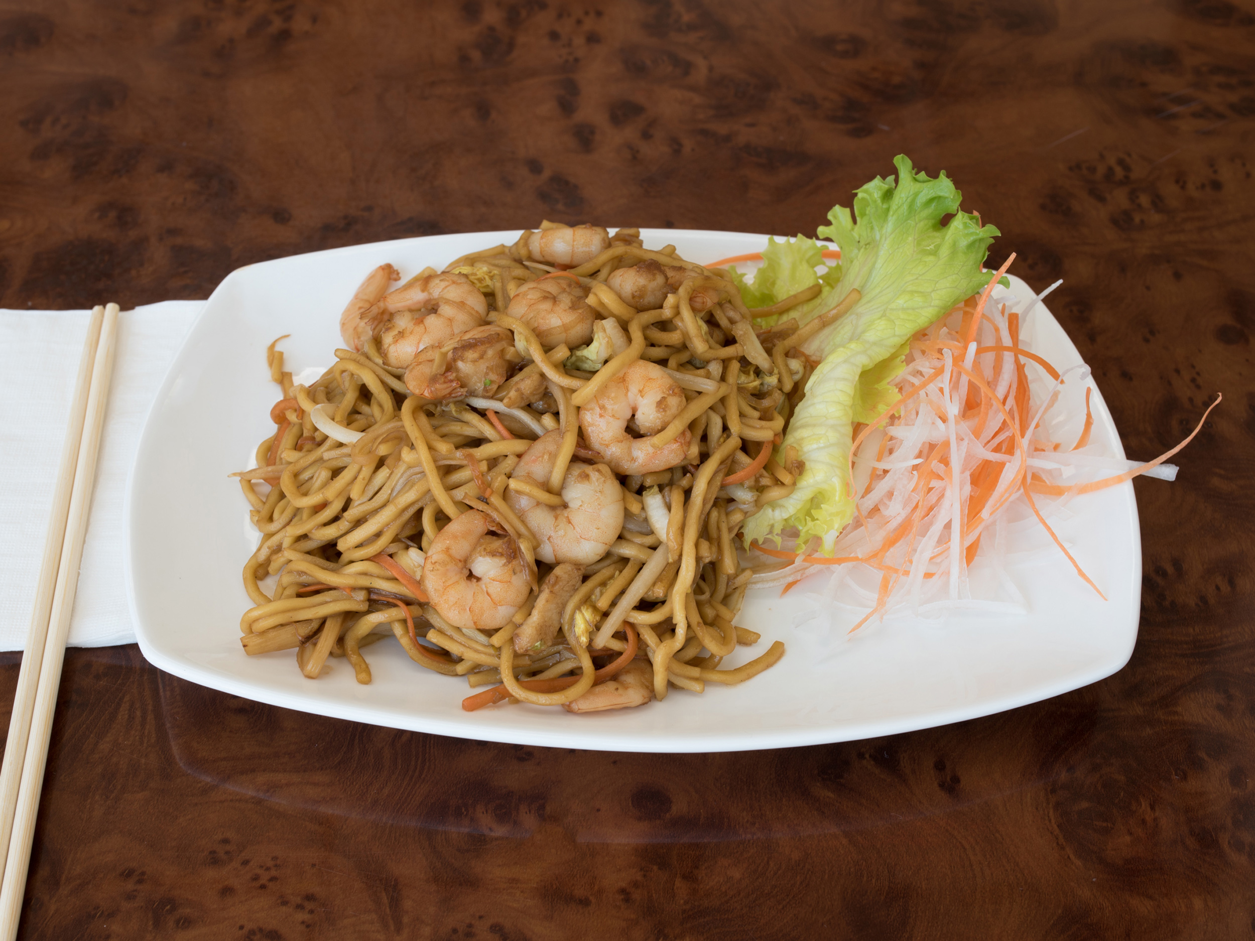 Order 44. Shrimp Lo Mein food online from Long River Chinese Restaurant store, Ozone Park on bringmethat.com