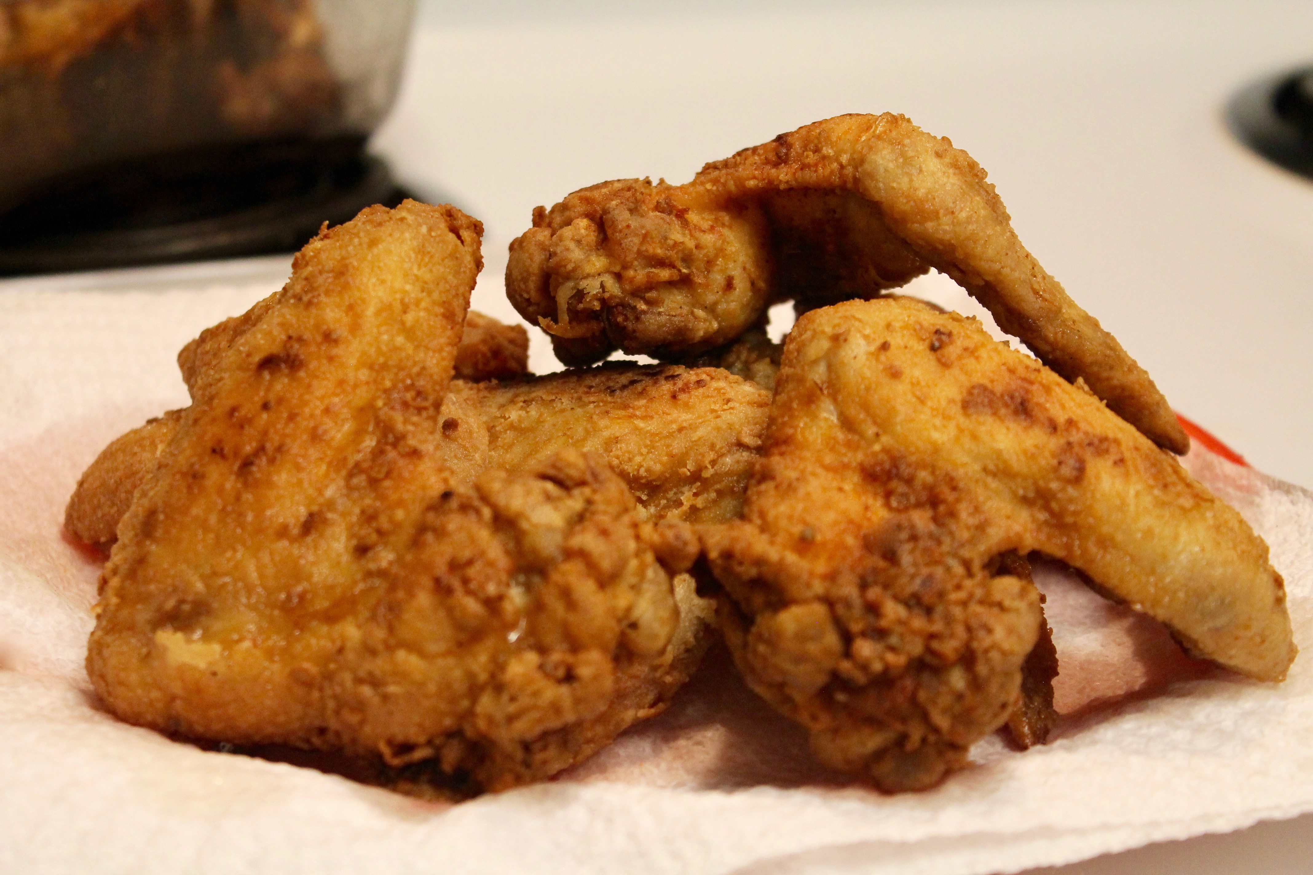 Order A1. 4 Fried Chicken Wings food online from Great Wall Restaurant store, Flushing on bringmethat.com