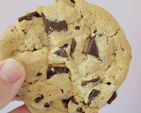 Order Chocolate Chip Cookie food online from Scoops On Main store, Youngsville on bringmethat.com