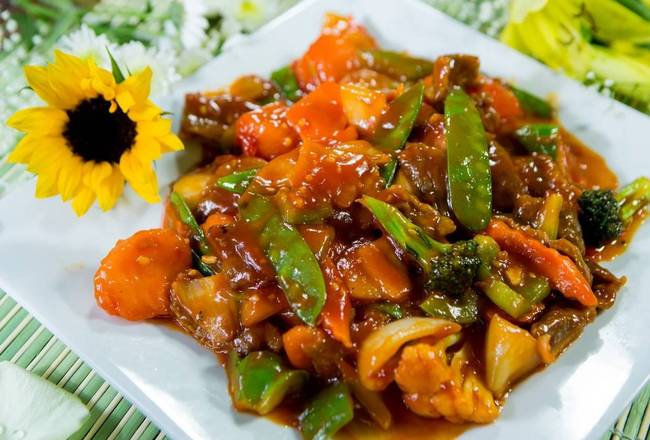 Order Tomato Beef Chow Yuk food online from Dragon Palace store, Gresham on bringmethat.com
