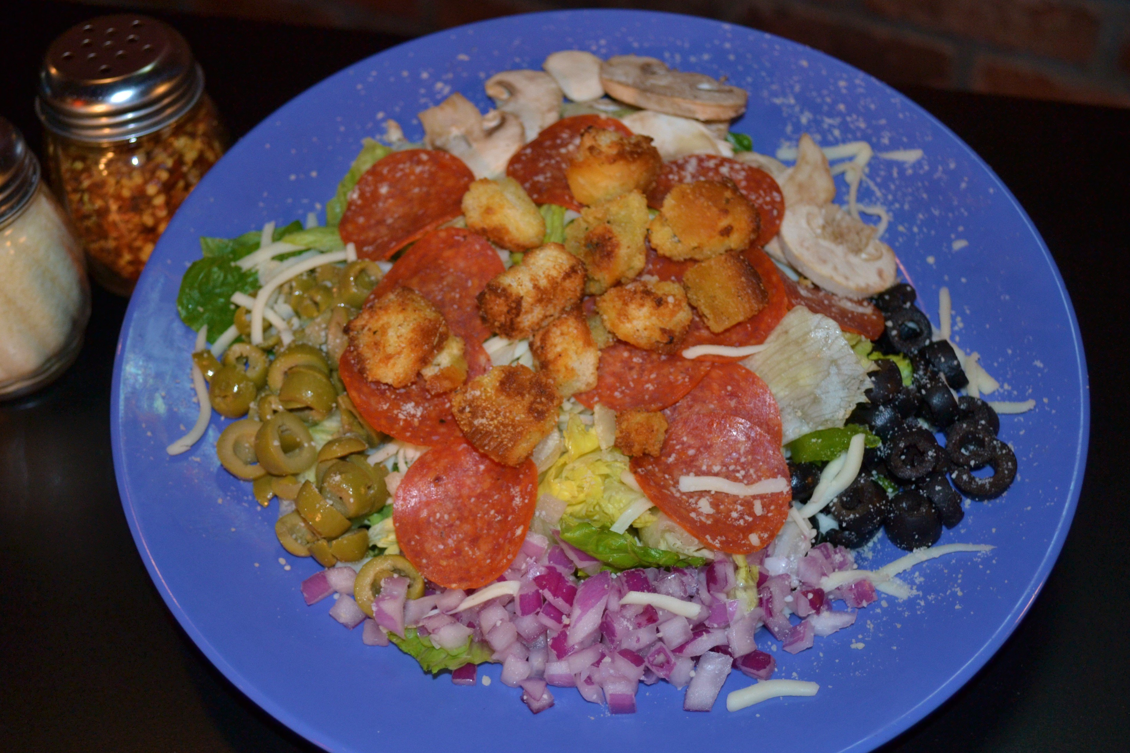 Order Italian Salad food online from Wick Pizza Hikes Point store, Louisville on bringmethat.com