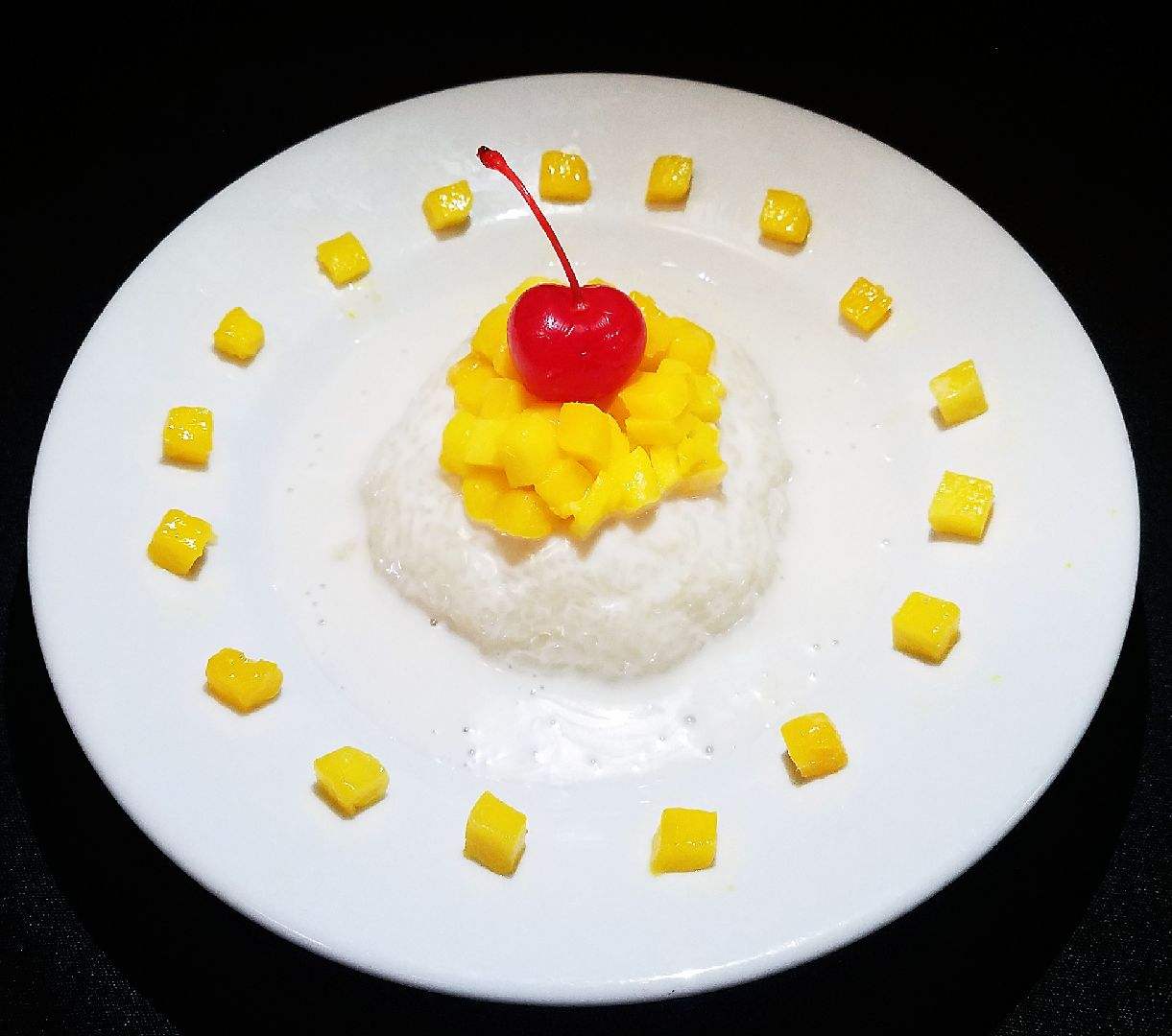Order Mango Sticky Rice food online from Thai Basil store, Littleton on bringmethat.com