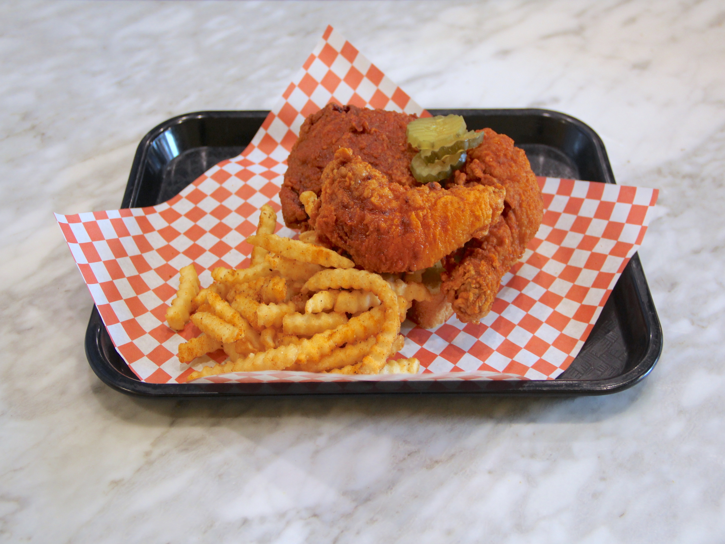 Order 3 Piece Combo food online from Hotties Fried Chicken store, Chino Hills on bringmethat.com