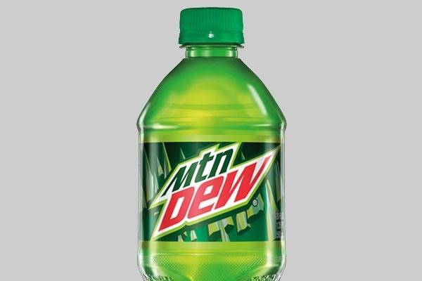 Order Mountain Dew 20oz food online from Pizzeria Uno store, Chicago on bringmethat.com
