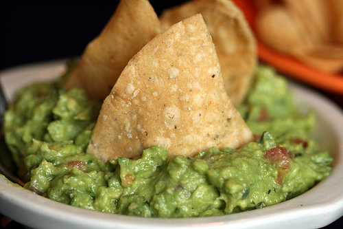 Order Guacamole and Chips food online from Tacos El Norte store, Palatine on bringmethat.com