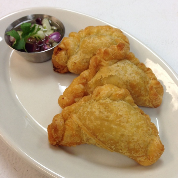 Order Chicken Curry Puff food online from Chok Dee Thai Kitchen store, Norwood on bringmethat.com