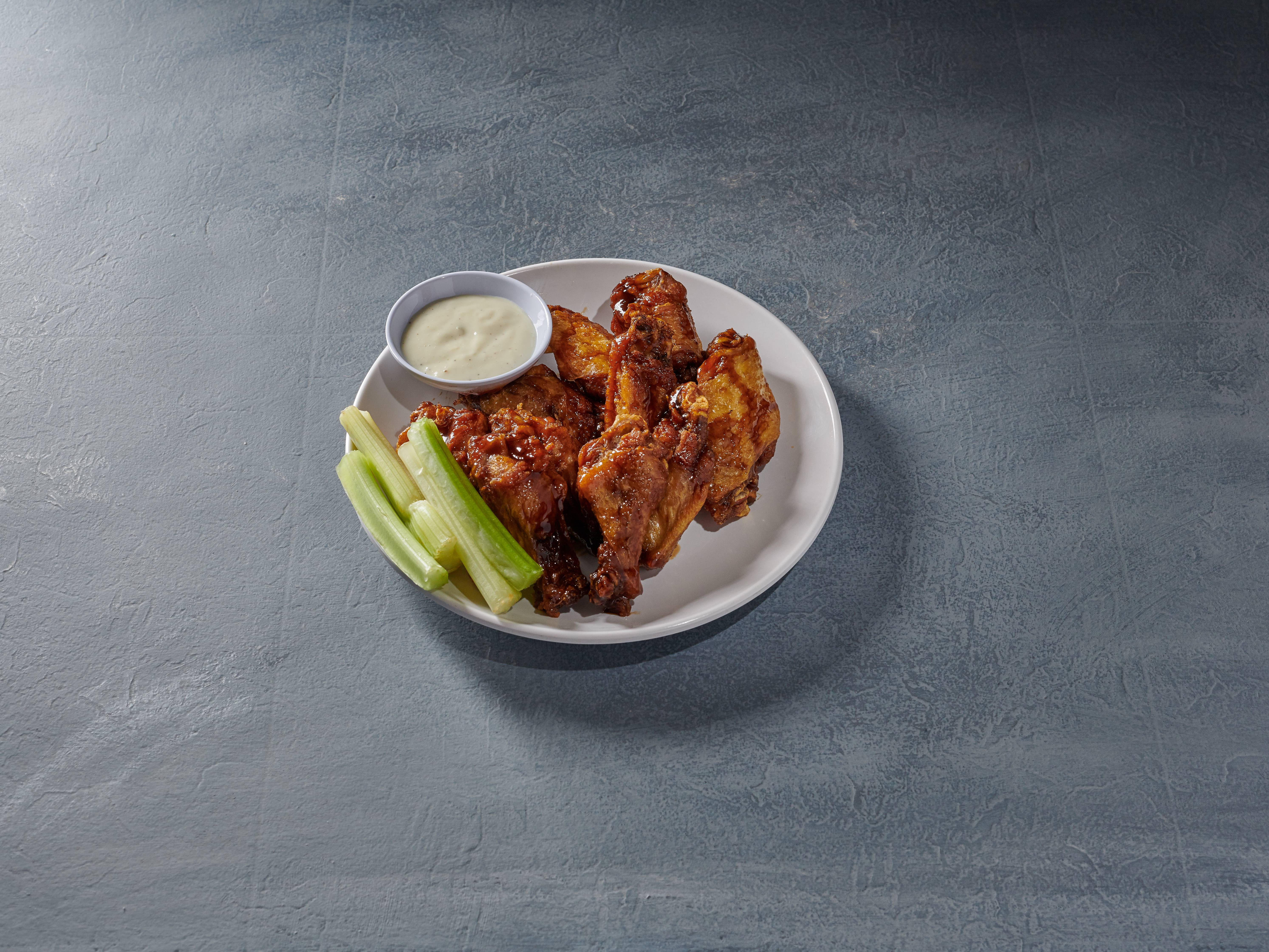 Order 10 Pieces Wings food online from Wings to Go store, Washington on bringmethat.com