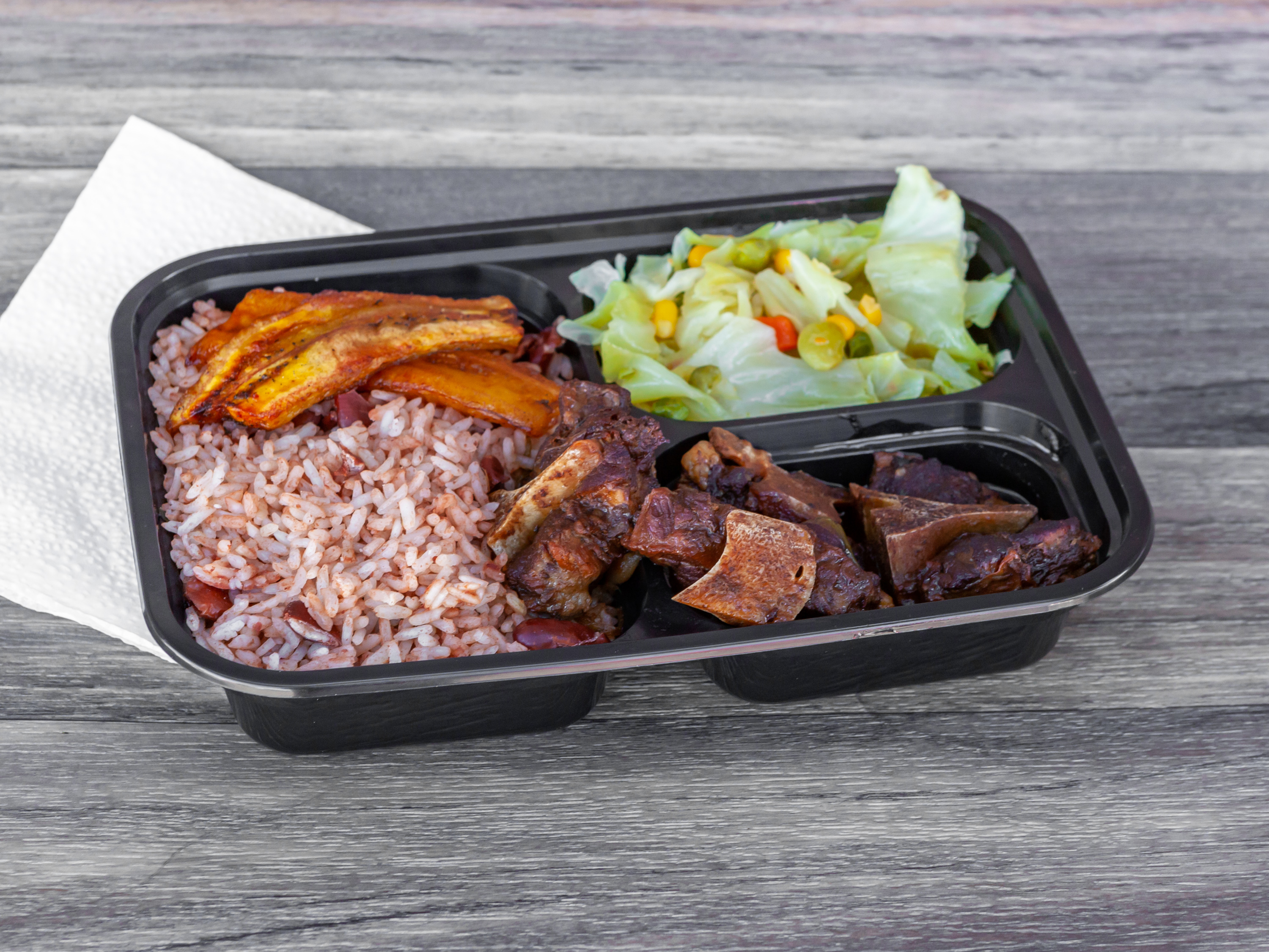 Order Oxtail food online from The Avenue store, Los Angeles on bringmethat.com