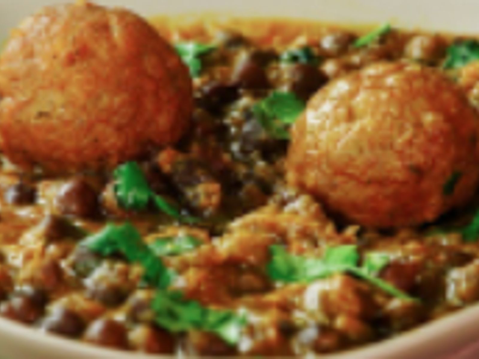 Order Chicken Chana Kofta food online from Curry Home store, Pittsburgh on bringmethat.com