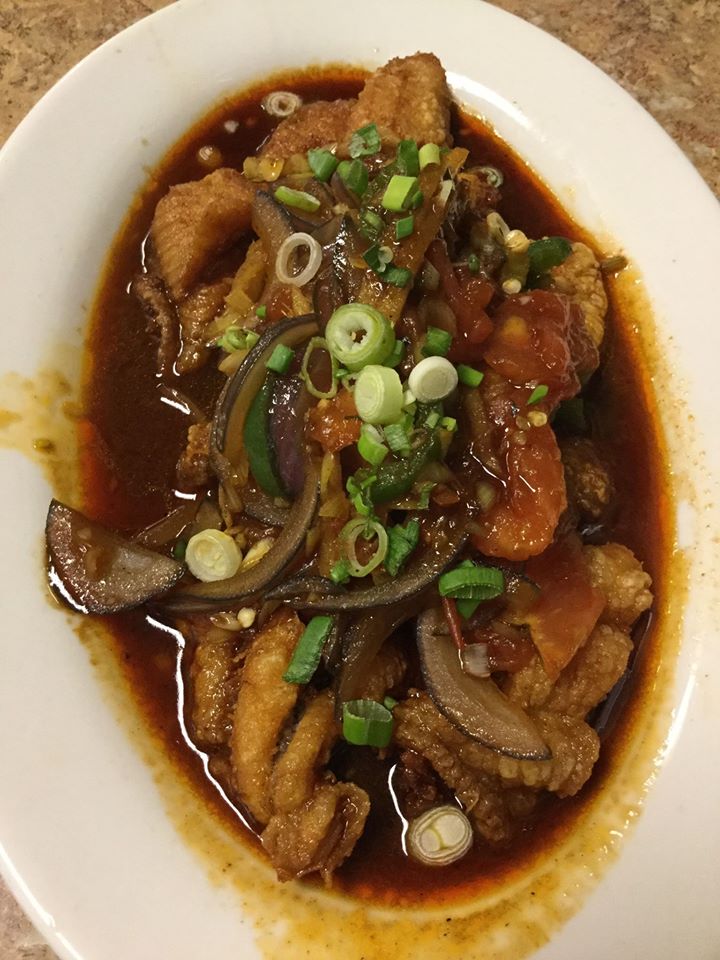 Order 73. Ginger Fish food online from Emerald Thai Restaurant store, Lakeland on bringmethat.com