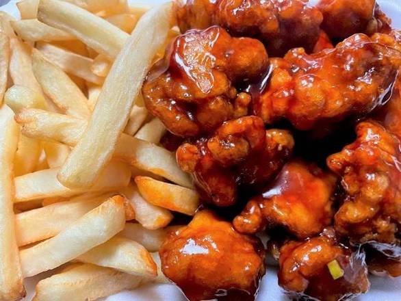 Order General Tso's Chicken with French Fries food online from Sui Min House store, Paterson on bringmethat.com