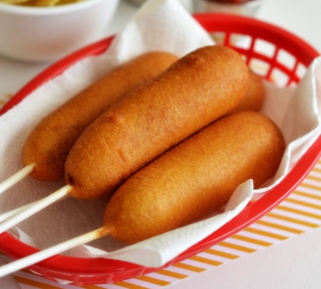 Order Oki Corn Dog Appetizer food online from Oki Style Dogs & Wraps store, Los Angeles on bringmethat.com