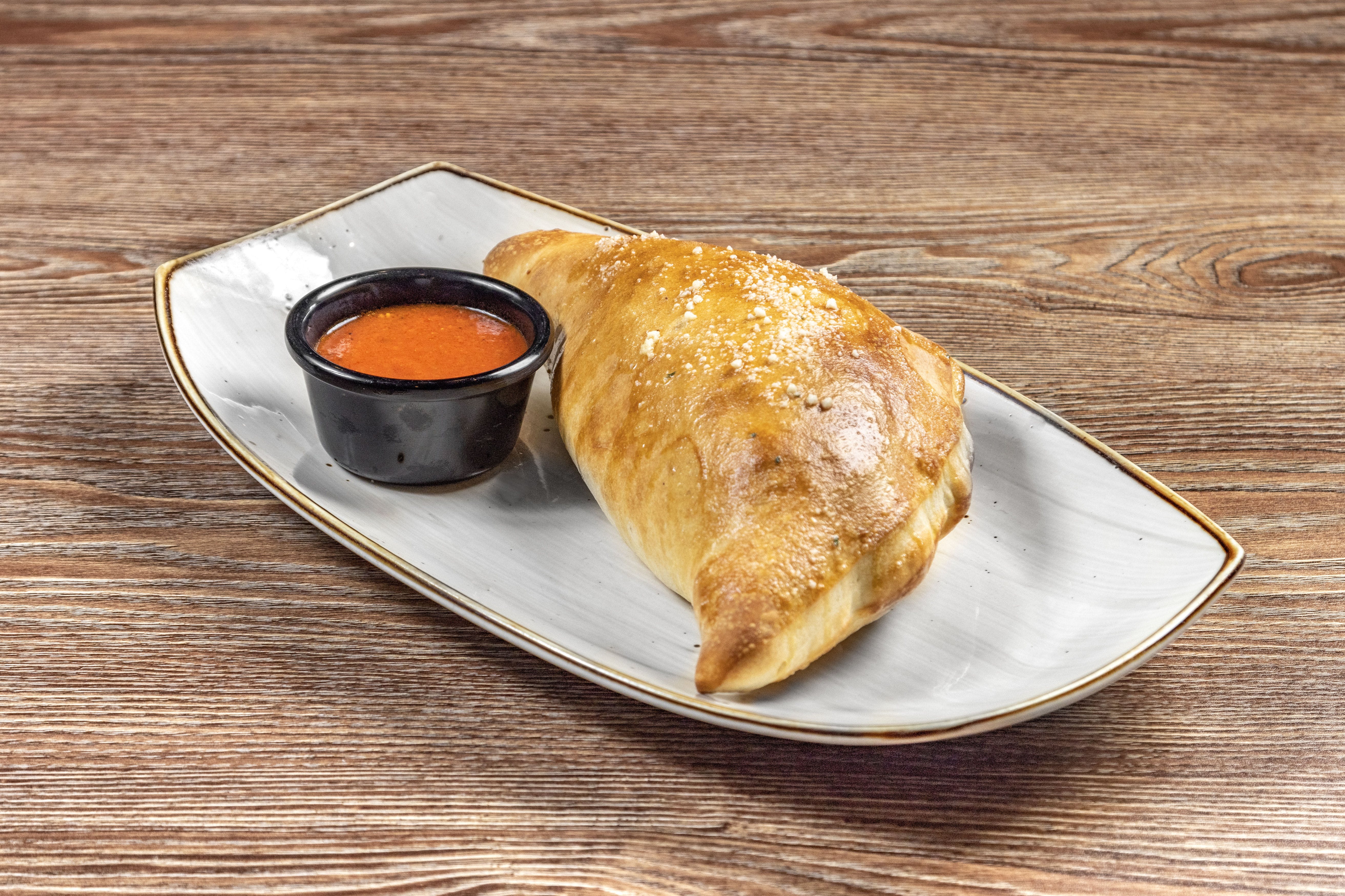 Order Pepperoni Calzone - Calzone food online from Gallo Nero Frisco store, Frisco on bringmethat.com