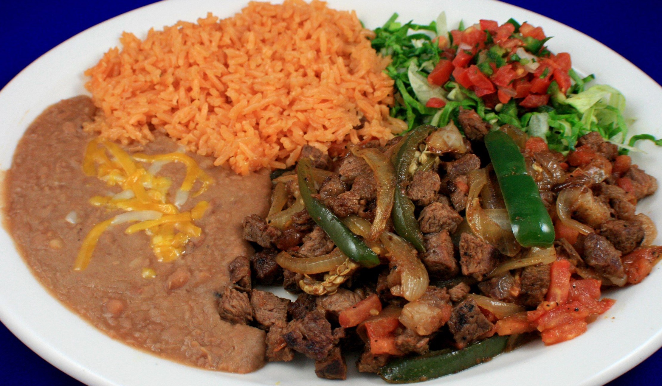Order Bistec a la Mexicana Dinner food online from La Huerta Grill store, St. Charles on bringmethat.com