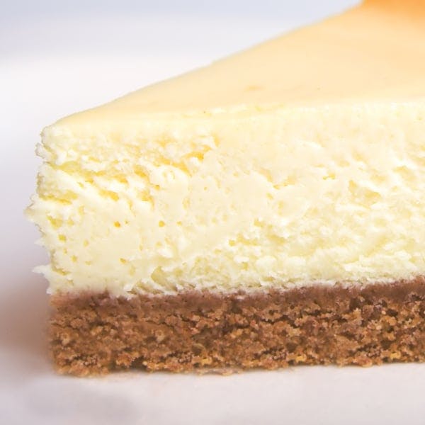 Order Cheesecake - Dessert food online from Pizza Boli's And Fried Chicken store, Mechanicsburg on bringmethat.com