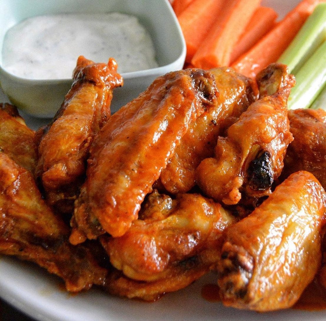 Order Jumbo Wings - Popular Items food online from Defypiz Pizza store, Providence on bringmethat.com