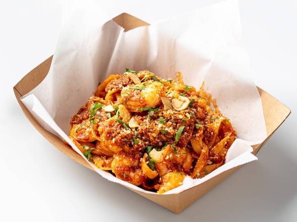 Order Daddy's Noods food online from Wing Squad store, Los Angeles on bringmethat.com