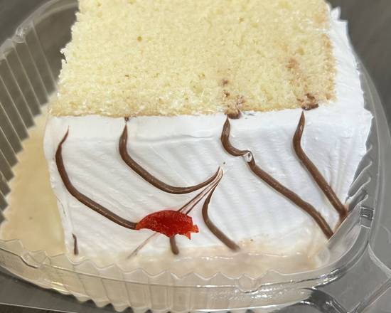 Order 3 Leches Cake food online from Tortas La Hechizera store, Grand Prairie on bringmethat.com