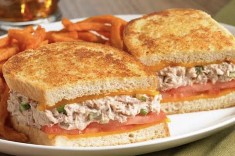 Order Tuna Melt food online from Mediterranean Grill And Bar store, New York on bringmethat.com
