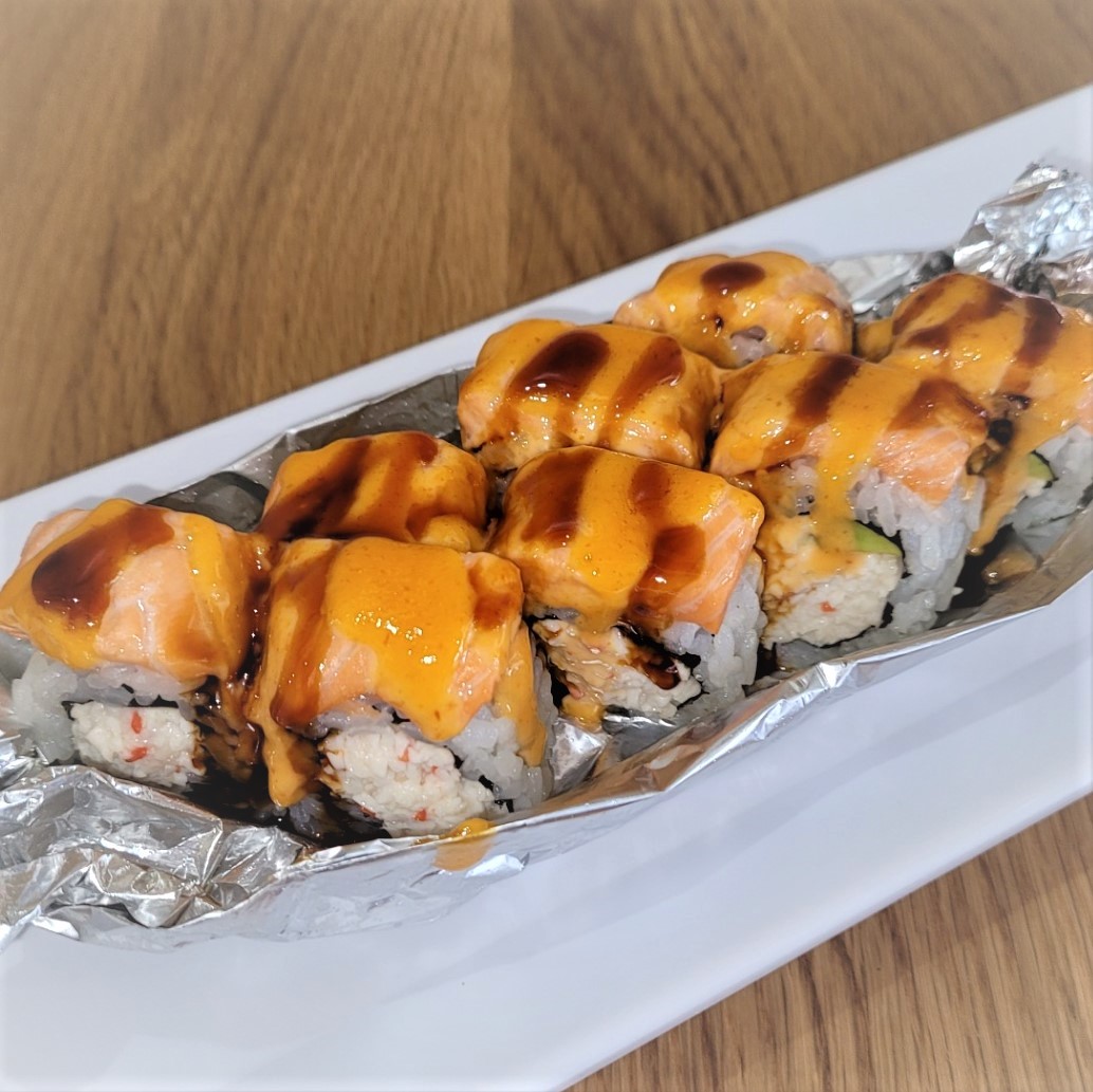 Order Baked Salmon Roll food online from Suben Sushi+Bento store, Carrollton on bringmethat.com
