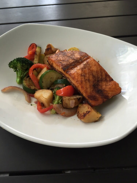 Order Grilled Salmon with Veggies & Rice food online from Citrus store, West Hollywood on bringmethat.com