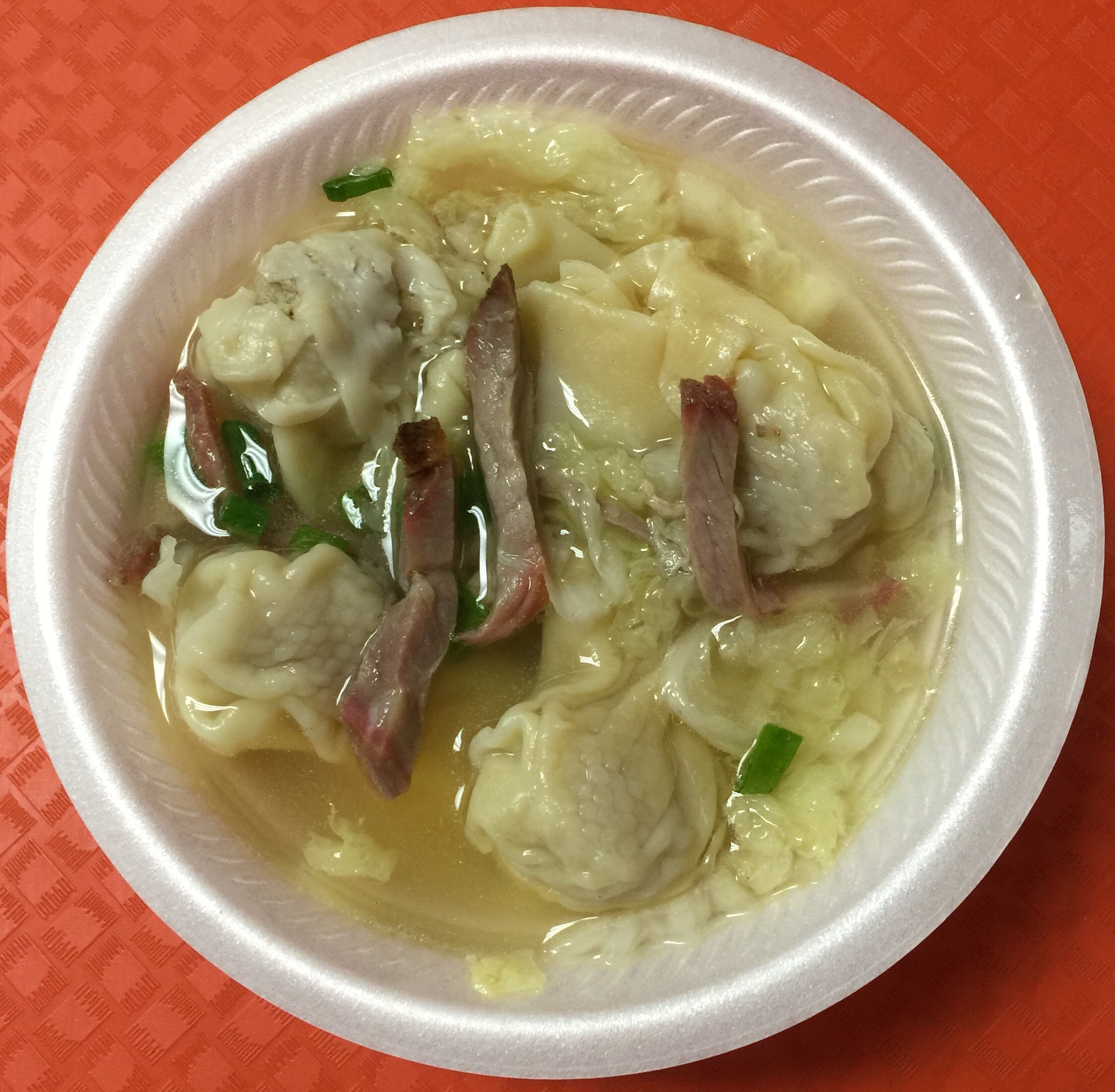 Order Wonton Soup food online from Great Wall Chinese Restaurant store, Western Springs on bringmethat.com