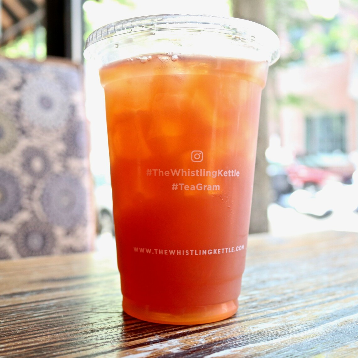 Order Iced tea on Tap - 20 ounces food online from Whistling Kettle Ballston Spa store, Ballston Spa on bringmethat.com
