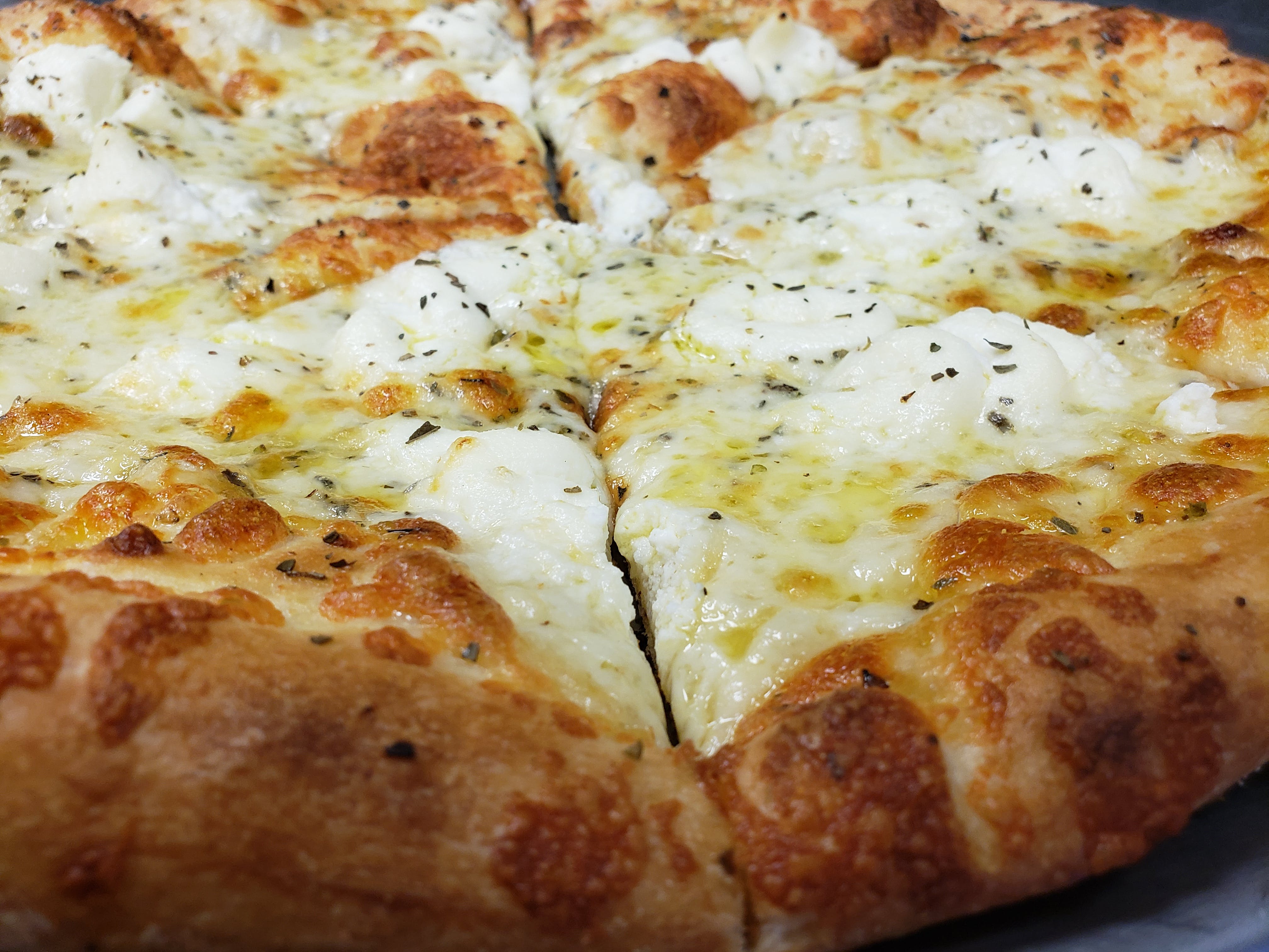 Order White Pie - Medium 12'' (Serves 2 People) food online from NYP Slice House store, Las Cruces on bringmethat.com