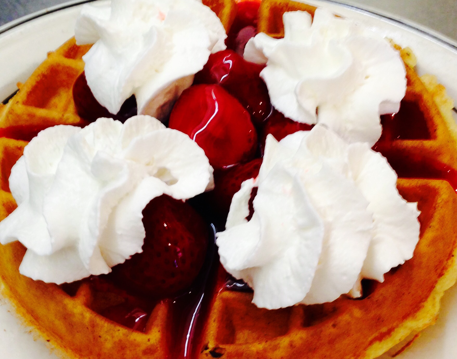Order Topped Waffle Breakfast food online from Parkway family restaurant store, Madison on bringmethat.com