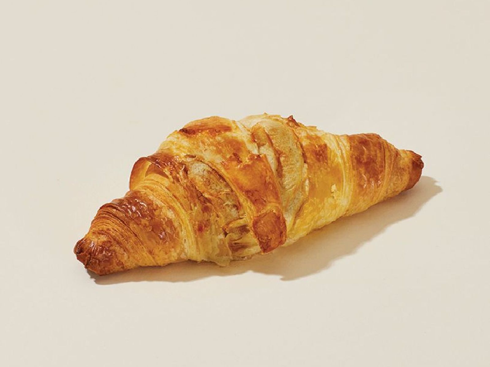 Order Plain Croissant food online from Pret A Manger store, New York on bringmethat.com