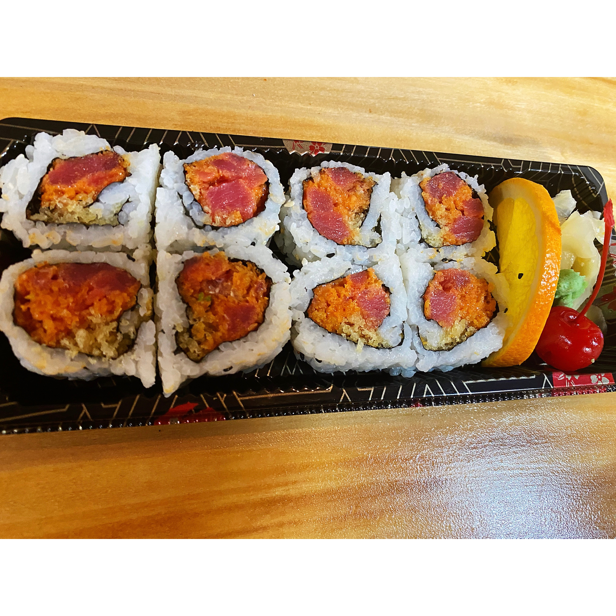 Order Spicy Crunch Tuna Roll food online from Sushi8 store, Santa Fe on bringmethat.com