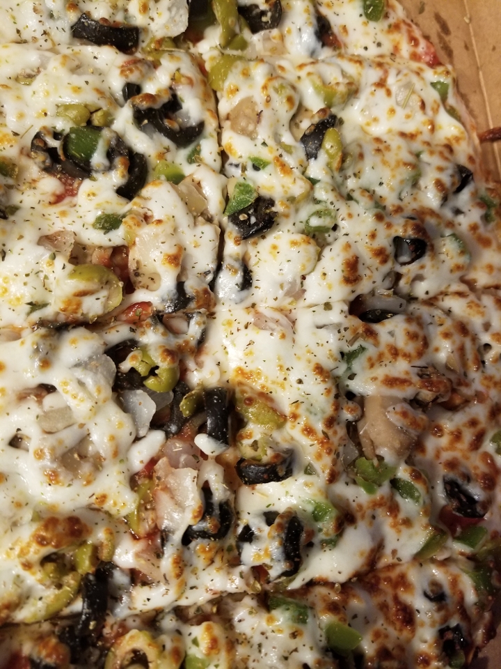 Order Small Vegetarian food online from Derby City Pizza store, Louisville on bringmethat.com