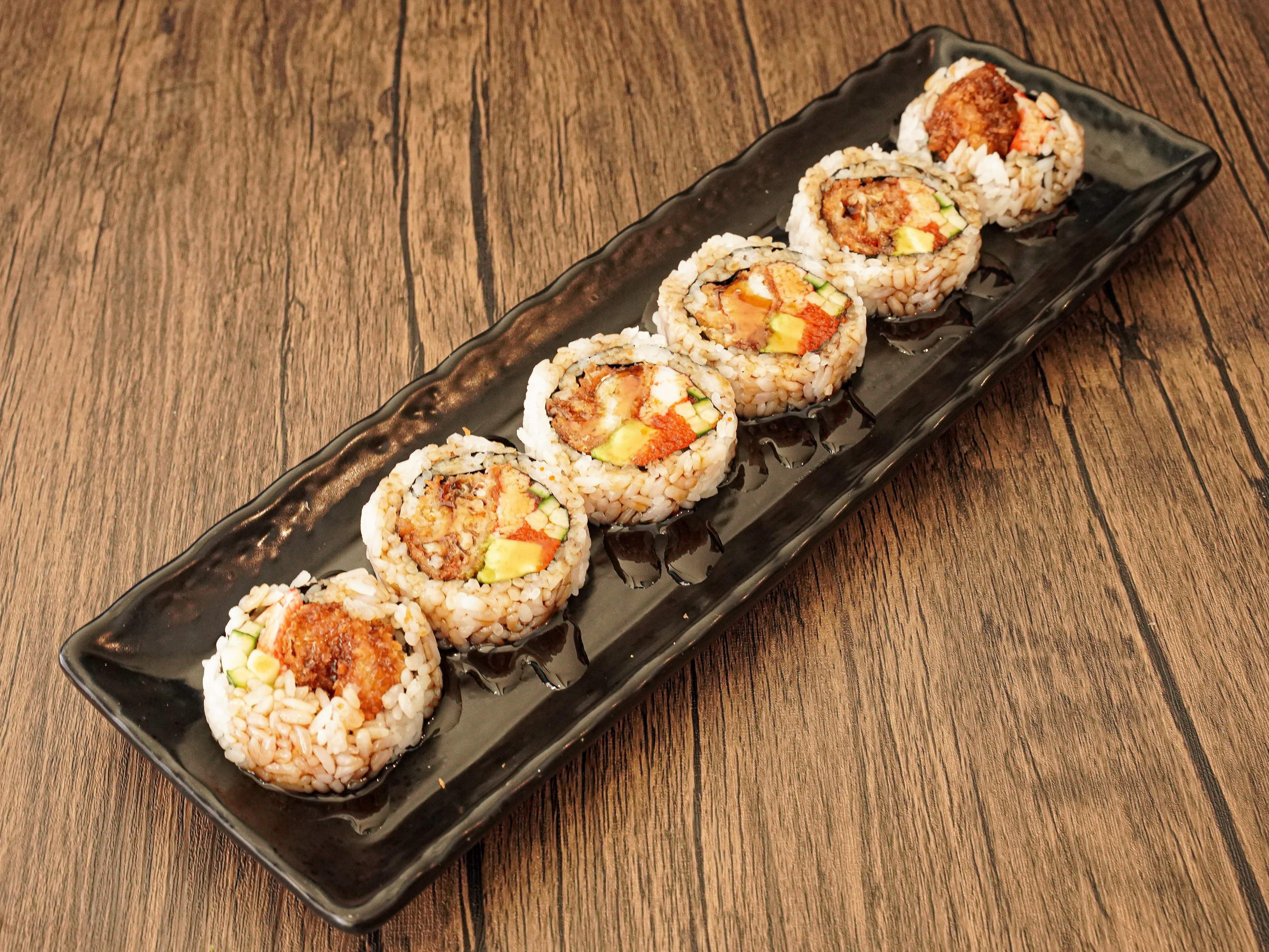 Order Spider Roll food online from Roll House Dragon store, Ridgefield Park on bringmethat.com