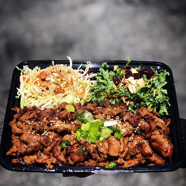 Order Spicy Pork food online from Wagyu Meat & Grill store, Buena Park on bringmethat.com