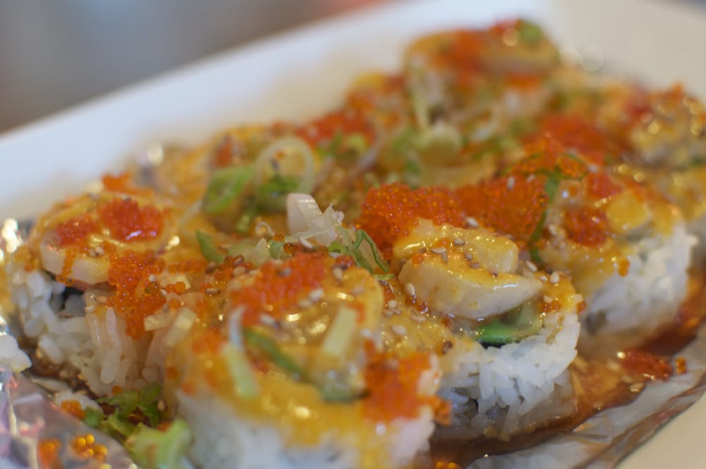Order Johnny Luv Roll food online from Tgi Sushi store, San Jose on bringmethat.com