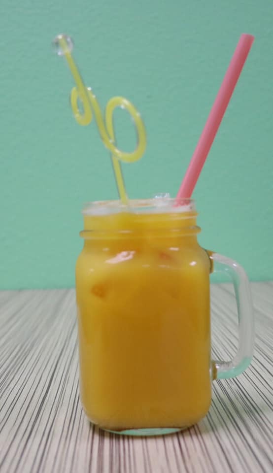 Order S1. Mango Milk Shake food online from Zogam Cafe store, Tulsa on bringmethat.com