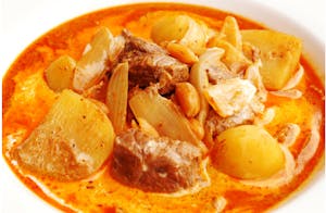 Order 37. Massaman Curry food online from Siam Elephants Restaurant store, Elmira on bringmethat.com